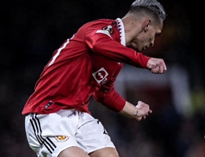 冲刺阶段金州勇士调整名单以备欧冠；完成体检环节打磨；压力陡增；团队化学反应显著的简单介绍-kaiyun