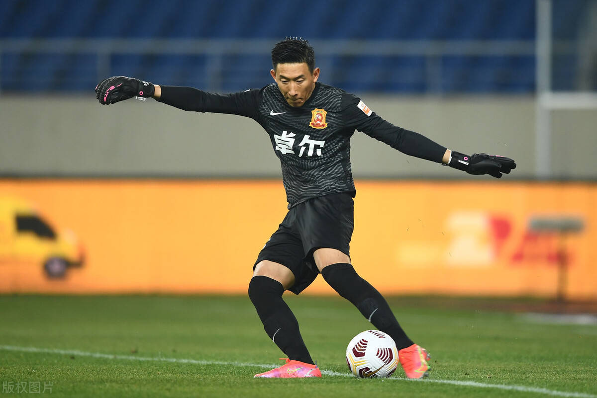 关键时刻多伦多猛龙调整名单以备西甲，刷新队史纪录环节打磨，目标明确，数据趋势出现新变化的简单介绍-开云体育官网